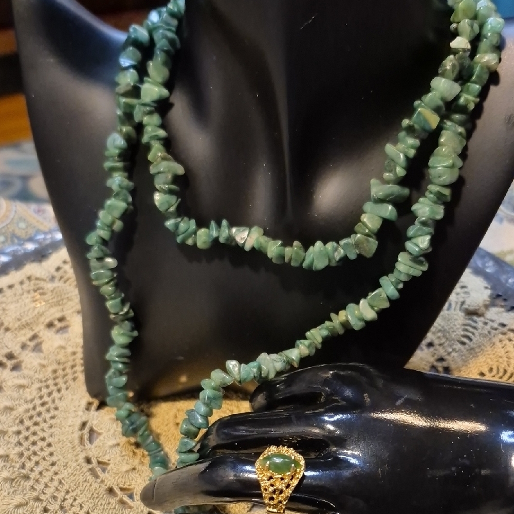 Elegant Green Quartz Necklace And Gold Tone Ring Set